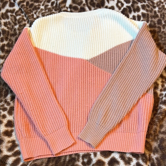 Colorblock Women's Sweater - Picture 4 of 7